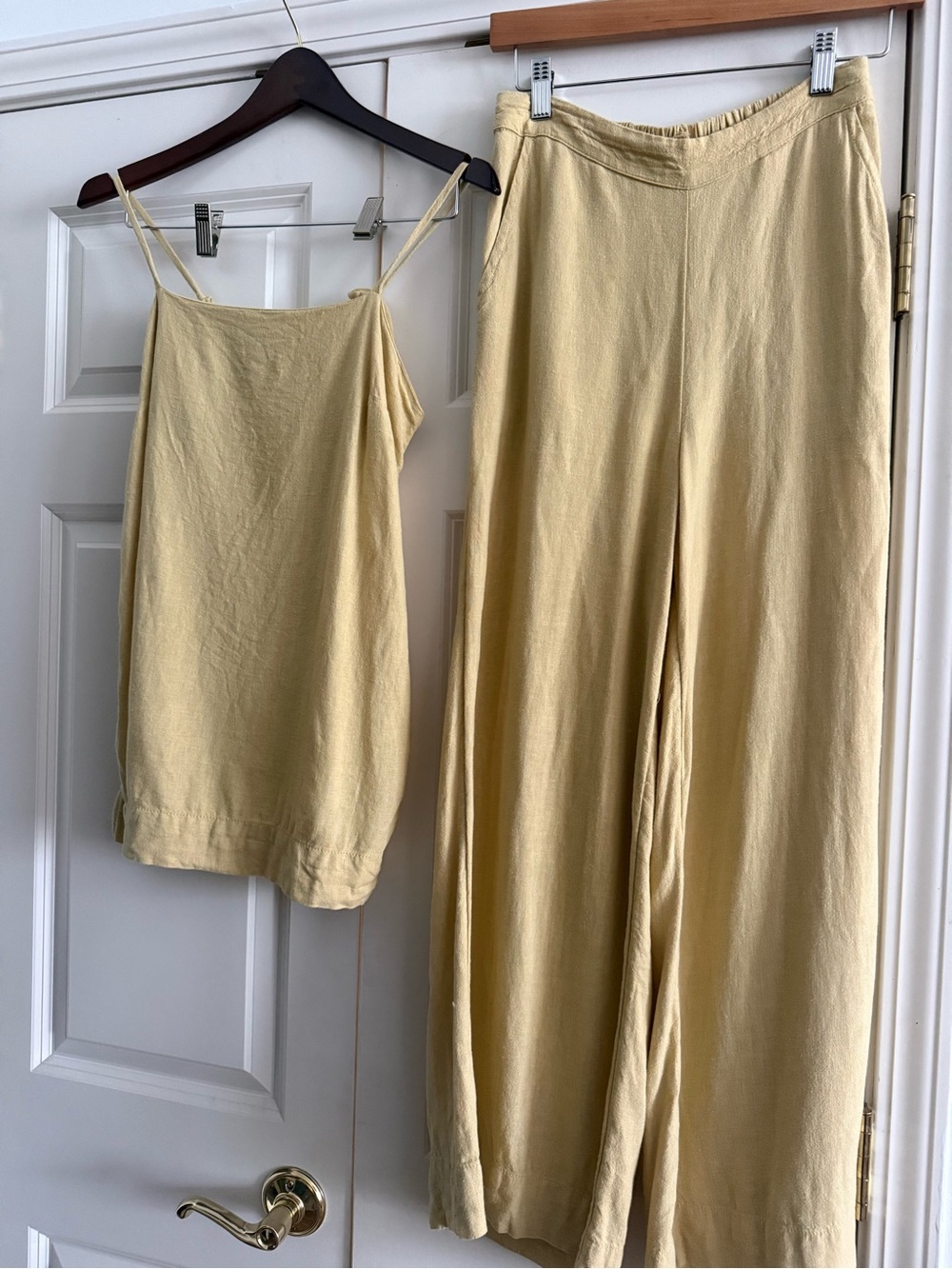 Free-est Lightweight summer outfit